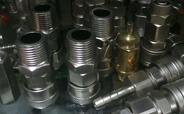 四川空壓管道快速接頭生產商