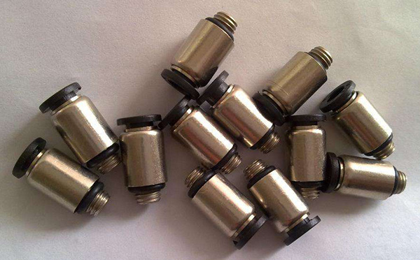 四川不銹鋼抱箍快速接頭生產(chǎn)廠家